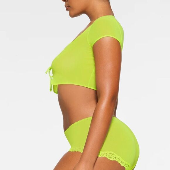 SKIMS NWT SUMMER MESH SUPER CROPPED TOP - Picture 4 of 5